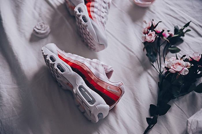 Nike top vintage coral