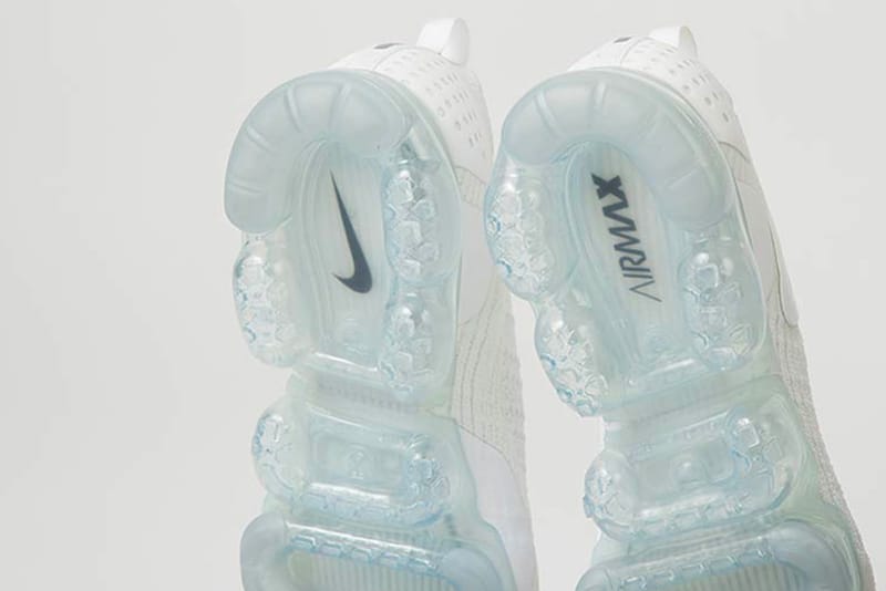 Nike vapormax flyknit hot sale 2 off white