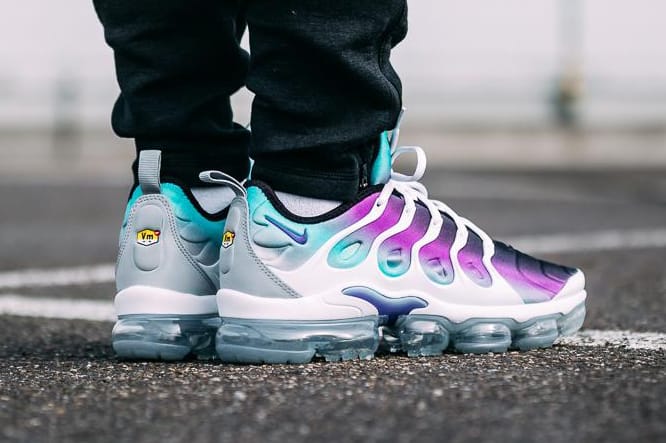 Air max plus 2025 vapormax on feet