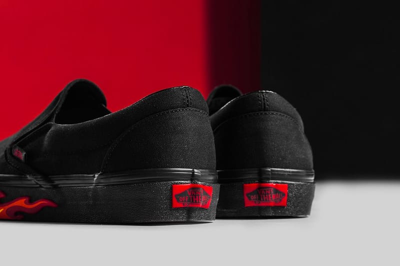 Vans black 2024 flame wall