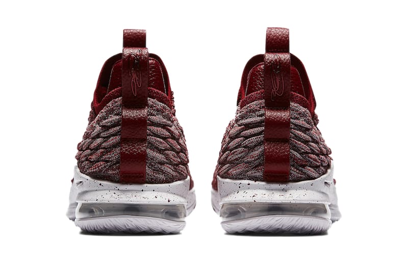 Lebron 15 best sale low maroon