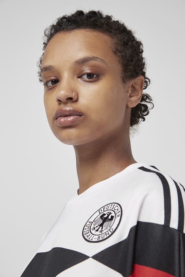 Adidas originals russia outlet 2018 retro jersey