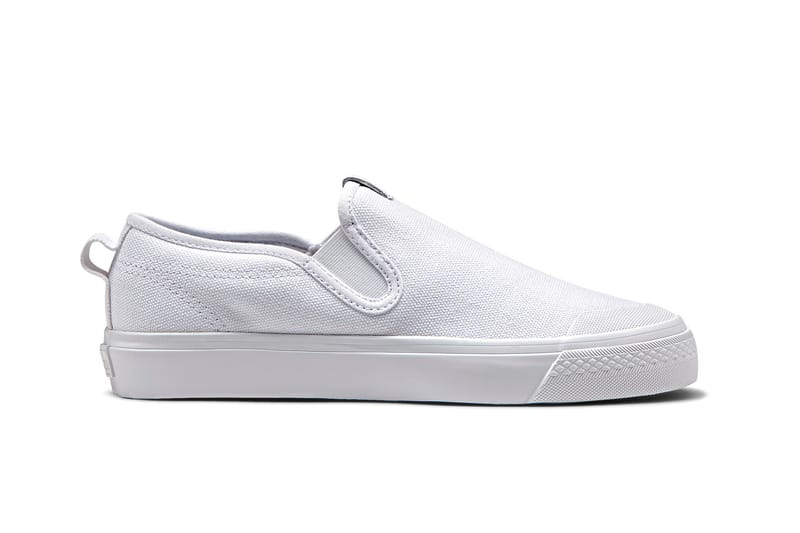 Adidas nizza slip on hot sale white