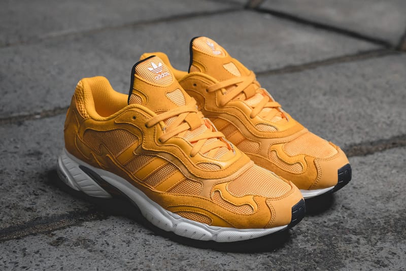 Adidas temper cheap run yellow