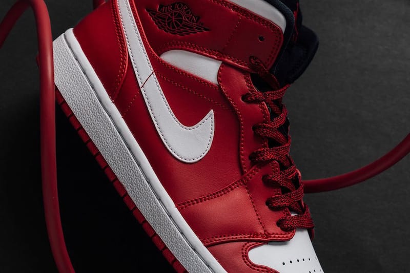 Air jordan 1 hot sale mid gym red white