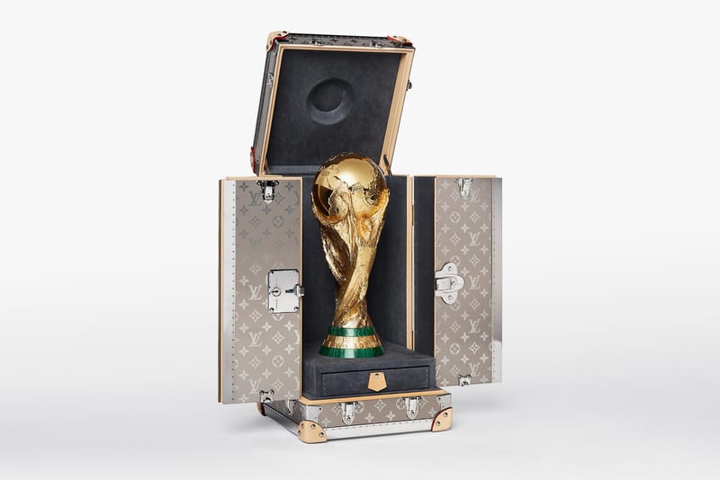 LOUIS VUITTON - ＊新品激レア　Louis Vuitton×FIFA 2018ワールドカップ＊ Louis Vuitton 2018 FIFA World Cup Trophy Case | Hypebeast