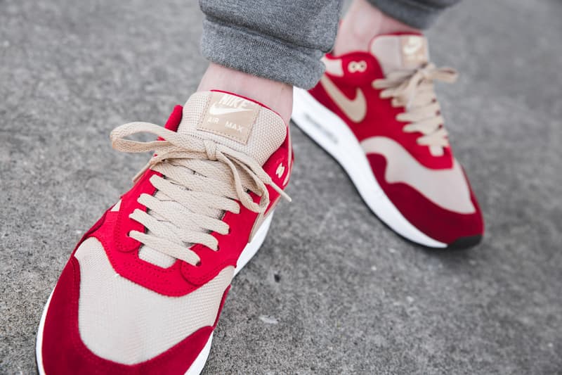 air max 1 red curry on feet