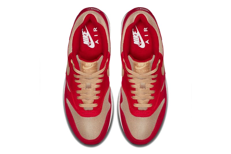 Air max 1 curry red hot sale