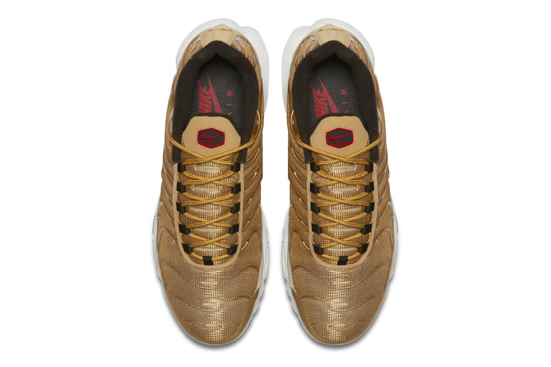 Air max plus shop metallic gold womens