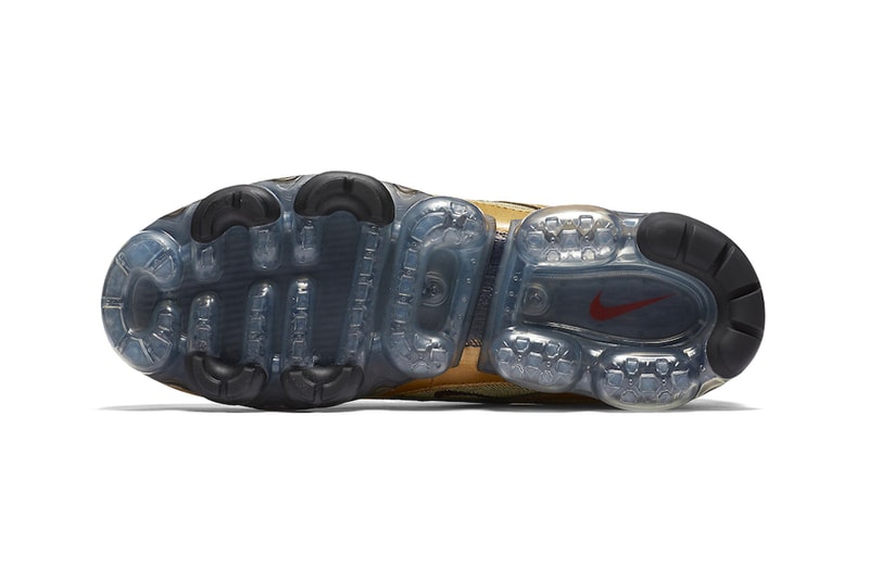 nike vapormax 97 gold