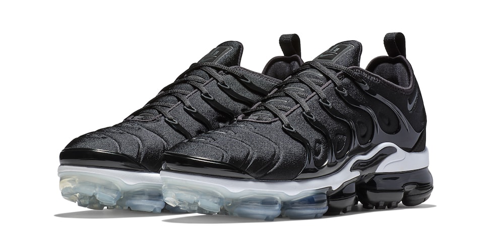 Nike Unveils the VaporMax Plus In “Black” | Hypebeast