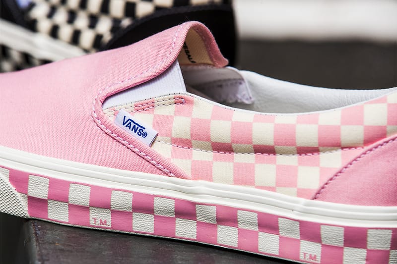 Peach checkered slip on hot sale vans