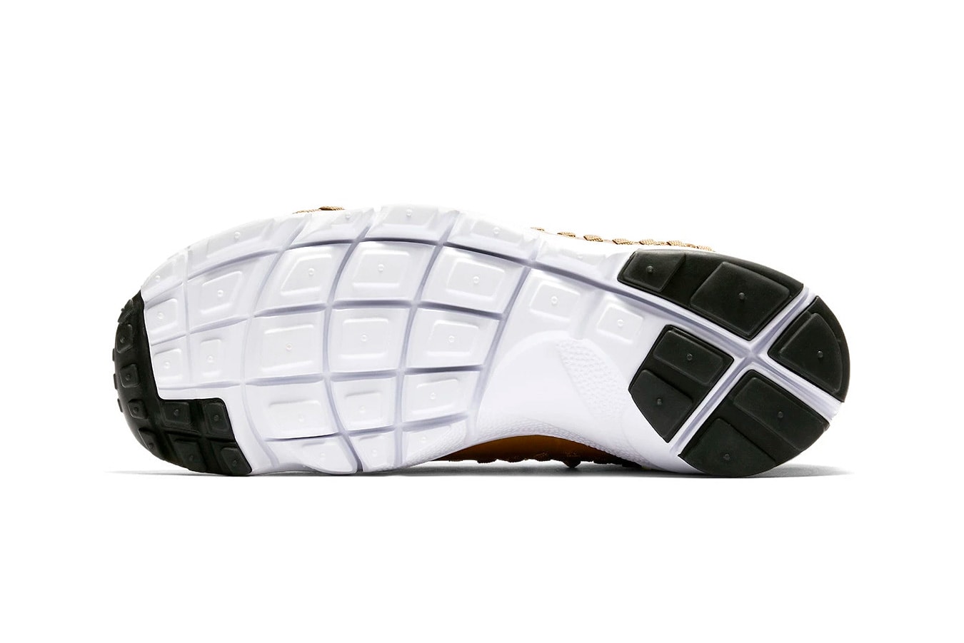 Nike Air Footscape Woven Chukka Flyknit | Hypebeast