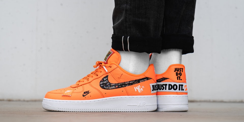 air force 1 just do it on feet