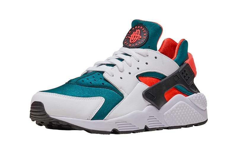 Nike air hotsell huarache red green