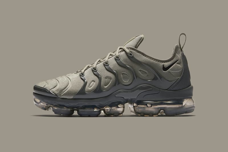 vapormax plus string tan