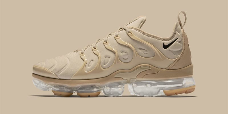 Nike vapormax discount plus desert gum