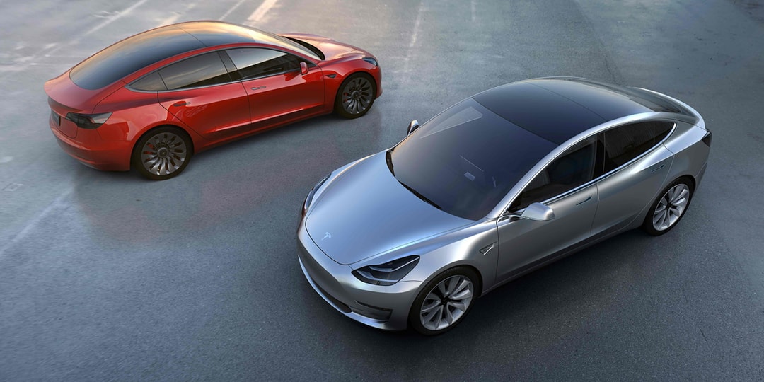 Tesla открывает заказы на Model 3