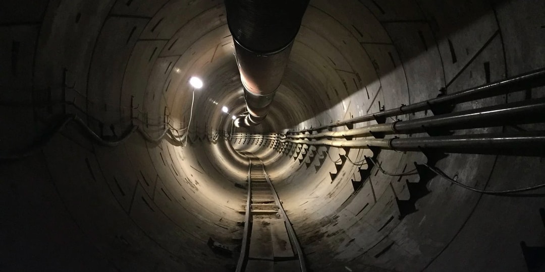 The Boring Company поделилась видео тестового запуска Tesla Model X