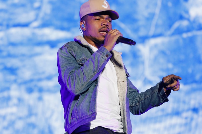 Watch Chance The Rapper Surprise The Lollapalooza Crowd During Future S Watch Chance The Rapper Surprise The Lollapalooza Crowd During Future S