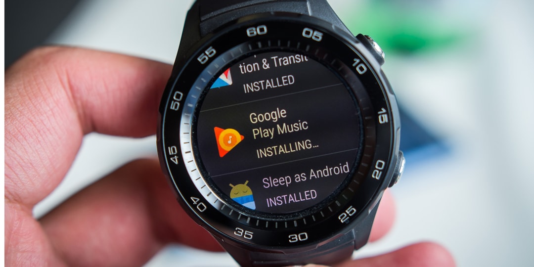 Huawei запатентовала умные часы, в которых можно хранить беспроводные наушники