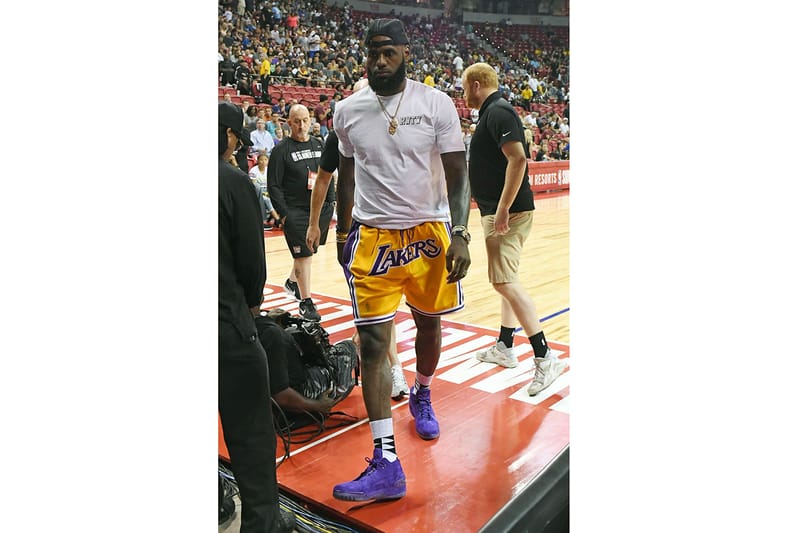 Mitchell and ness shop lakers shorts lebron