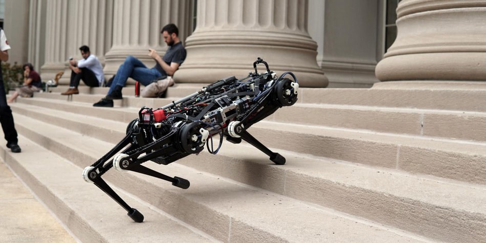 Четвероногий робот Массачусетского технологического института может бегать, прыгать и карабкаться без использования зрения