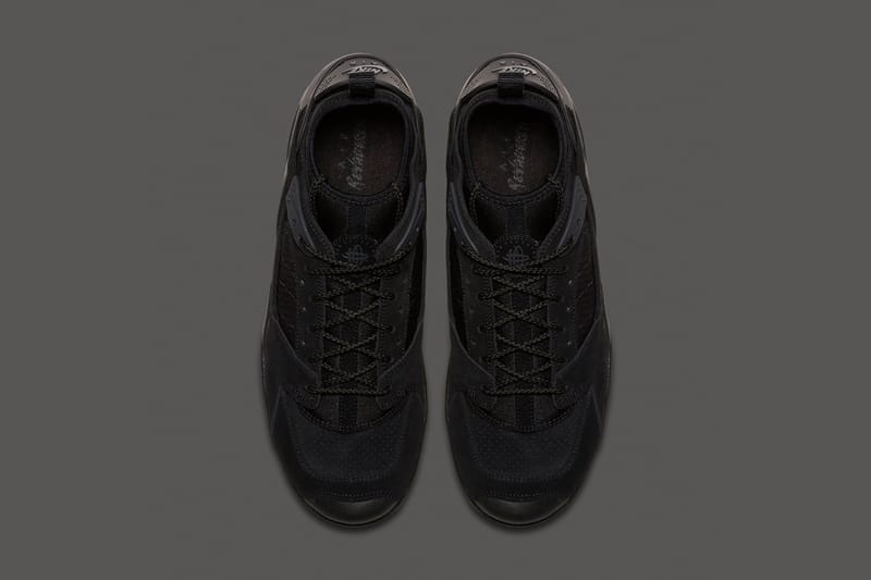 Nike air store revaderchi triple black