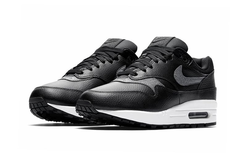 Nike air hotsell max black sparkle