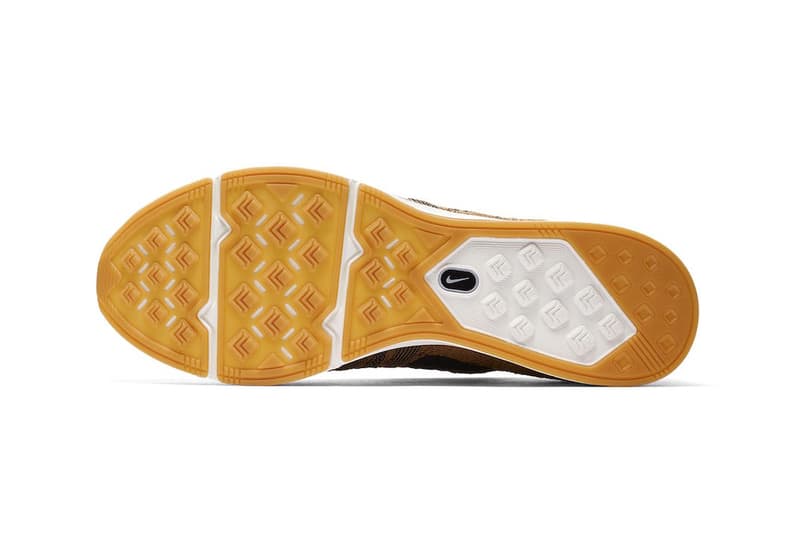 flyknit trainer golden beige