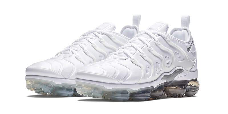 Mens 'air vapormax plus white best sale