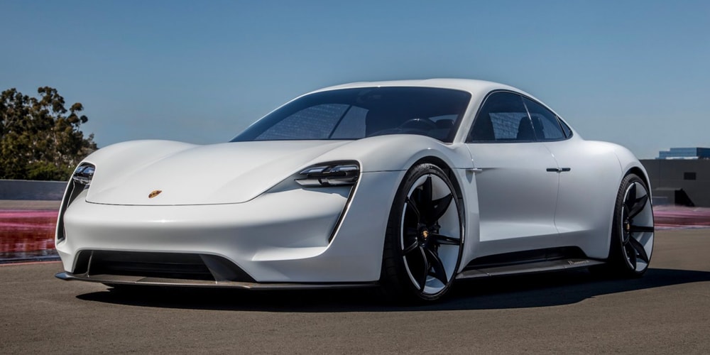 Список ожидания первого полностью электрического конкурента Tesla от Porsche растет