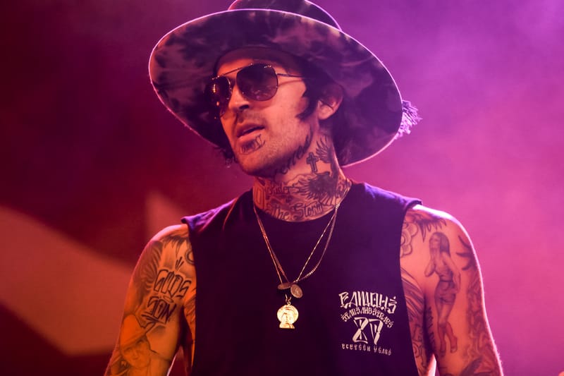 yelawolf travis barker pop the trunk live the roxy Hypebeast