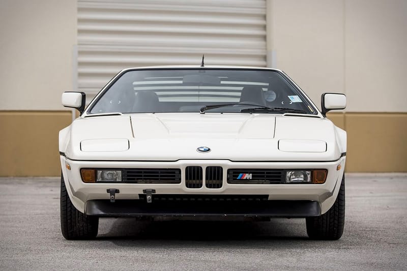 【AOSHIMA】競技用 BMW-M1 WHITE SPECIAL アオシマ1/24 競技用ホワイトスペシャル・BMW-M1ツインターボ