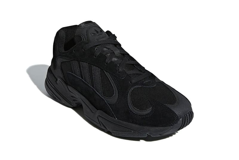 Zapatillas cheap yung 1