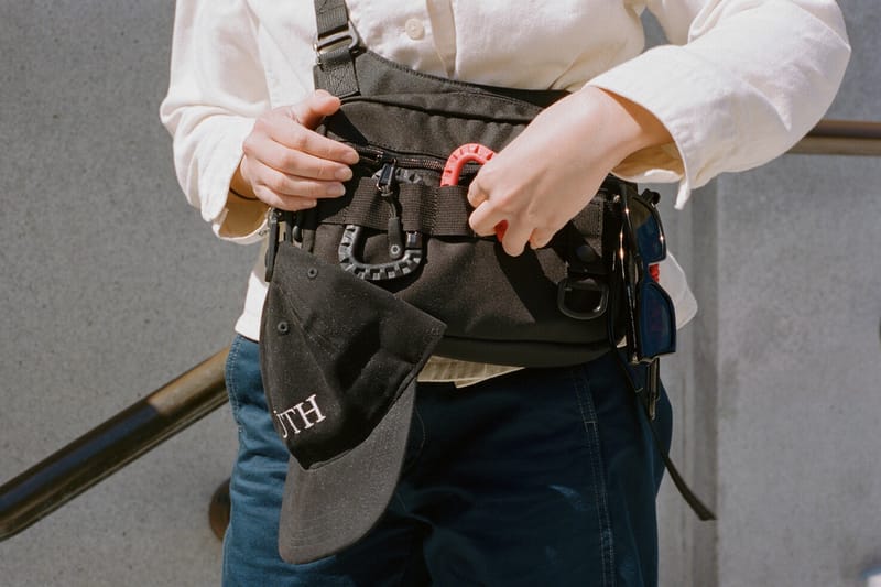 Hypebeast sling bag on sale