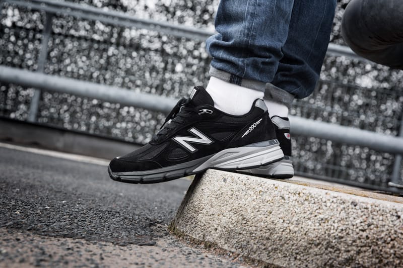 New balance 990v4 on on sale feet