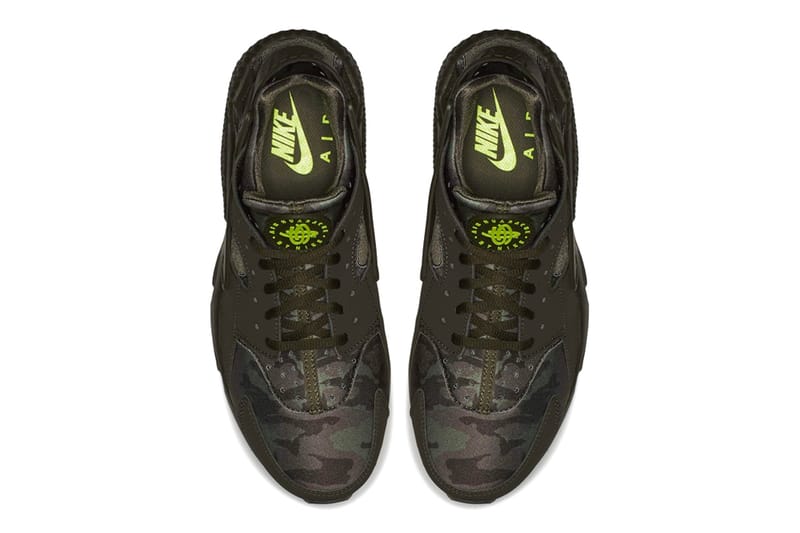 Nike huarache hot sale green camo