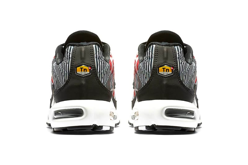 Tn air max plus se striped black outlet orange