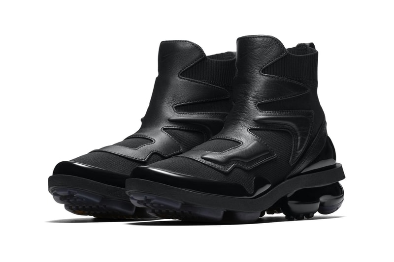 vapormax boots black