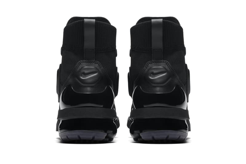 nike air vapormax light 2 triple black