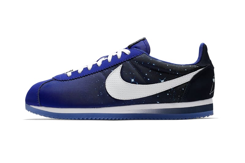 Nike classic best sale cortez nylon blue