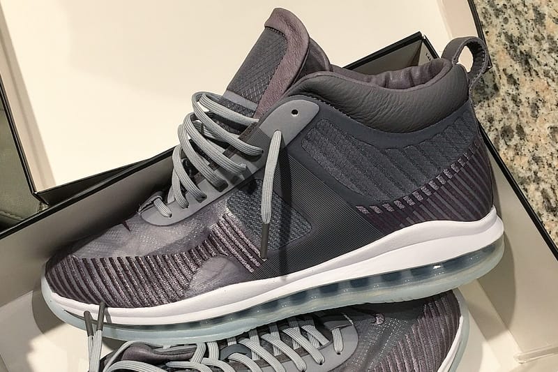 Lebron shop icon shoes