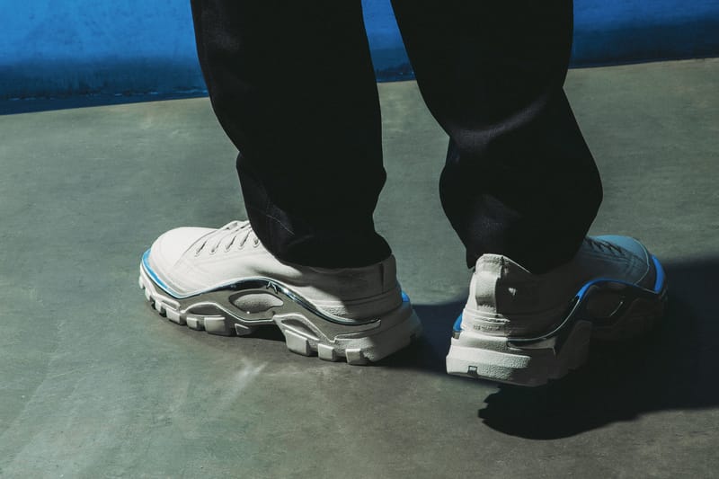 Raf simons detroit 2025 runner on feet