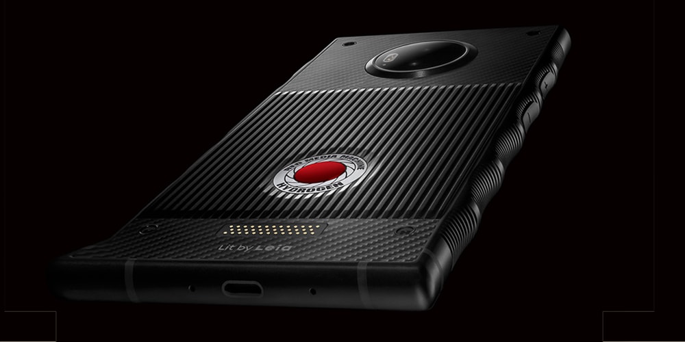 RED поделилась фотографиями смартфона Hydrogen One за 1300 долларов США