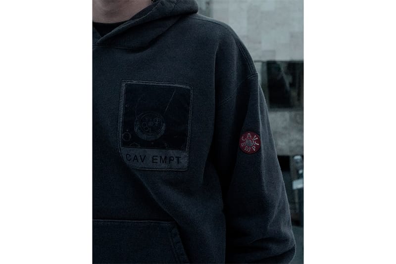 Cav empt best sale cube hoodie