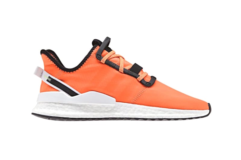 Adidas nite cheap jogger boost 2019