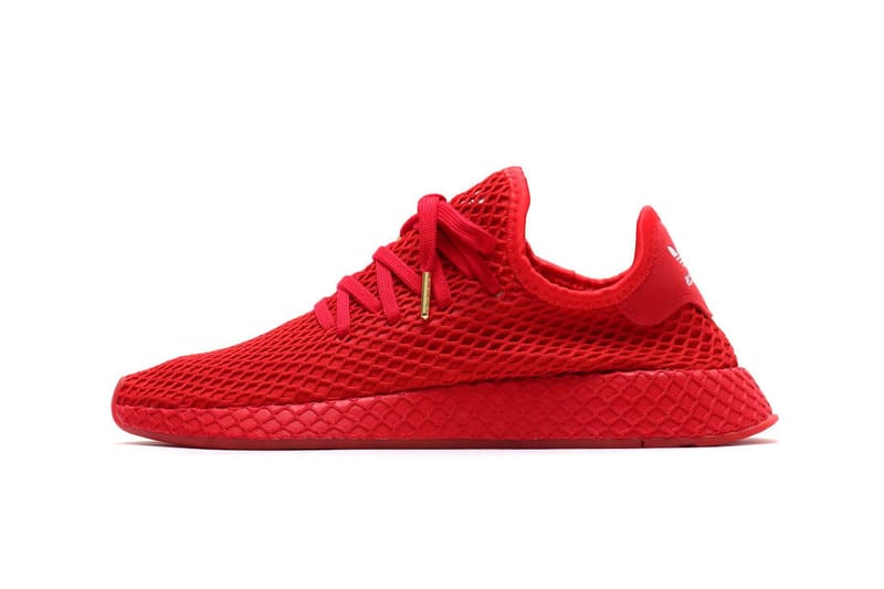 Adidas women's red outlet deerupt runner sneakers