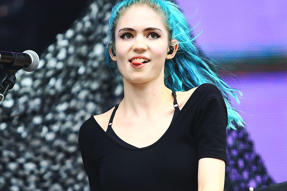 Grimes Musician Blue Hair