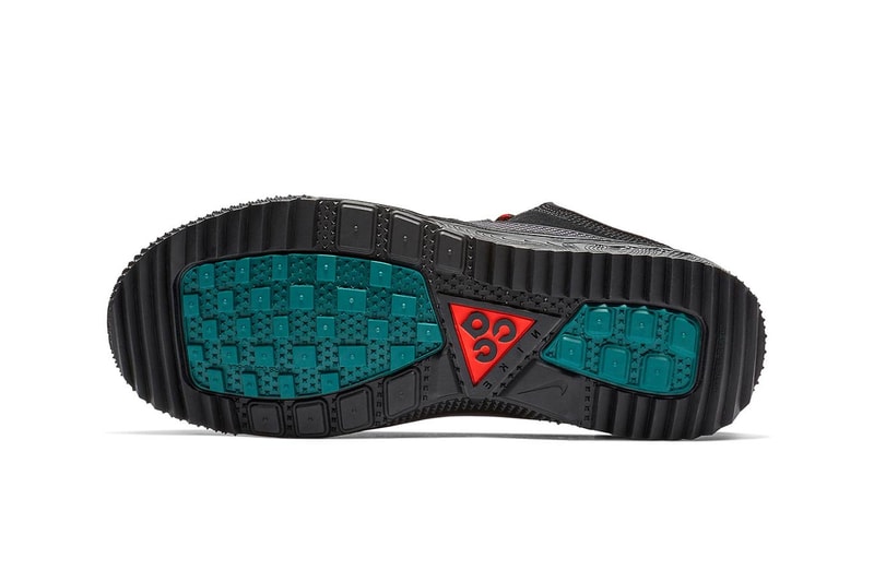 acg dog mountain triple black